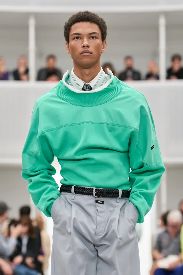 Collar Us Intrigued By Loewe