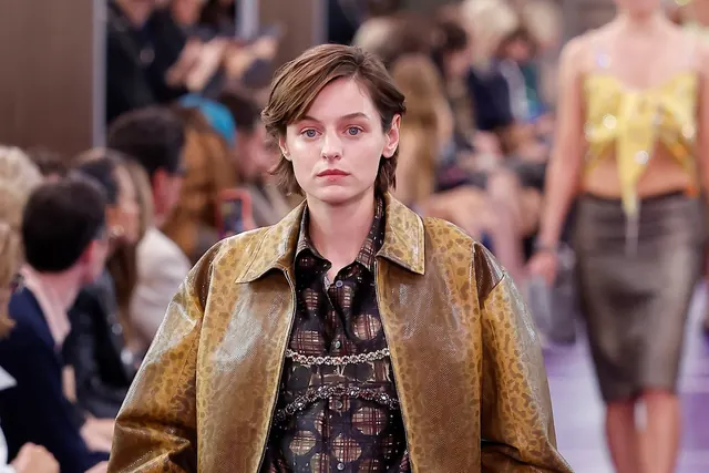 Miu Miu SS27 turns acting royalty into sporty librarians