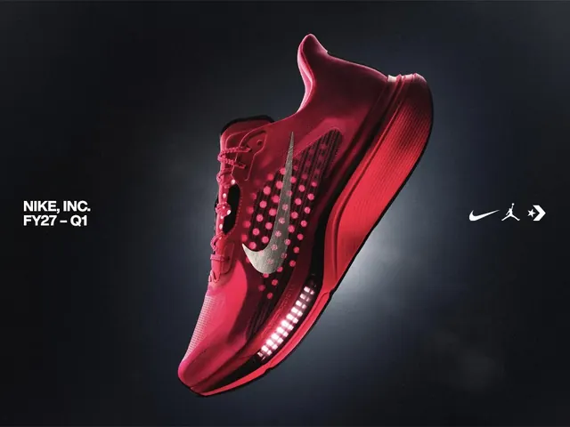 Nike 最新季报：总营收同比跌4%至112亿美元，大中华区将与亚太区合并