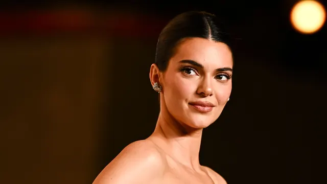 “I Love Seeing a Woman Age Gracefully”: Kendall Jenner’s Simple Approach to Skin Care and Life