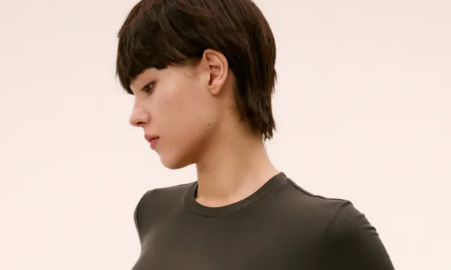 当 Balletcore 走向日常:一件肌底衣如何成为秋冬造型公式?