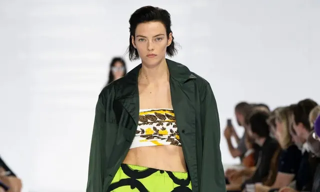 PRADA 发布 2027 春夏女装系列