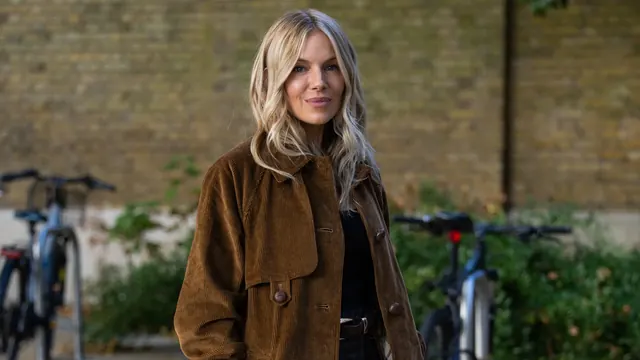 Sienna Miller's Already Wearing Autumn’s Coolest Coat Trend