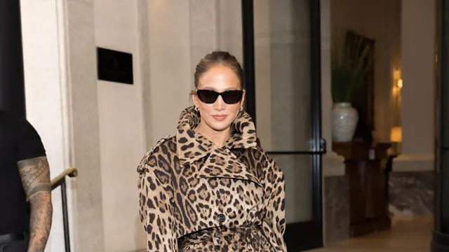 Jennifer Lopez Is at Her Peak Maximalist Powers in Milan