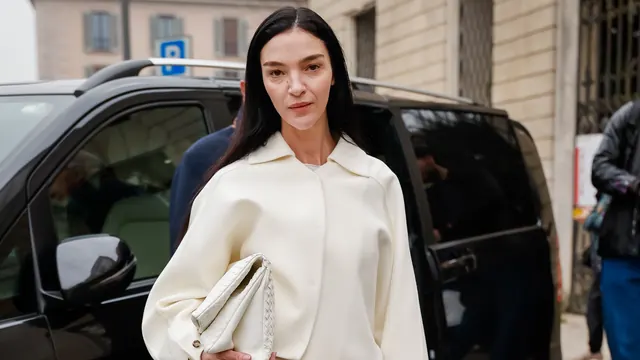 The Grown-Up Guide to Wearing Loafers and a Skirt