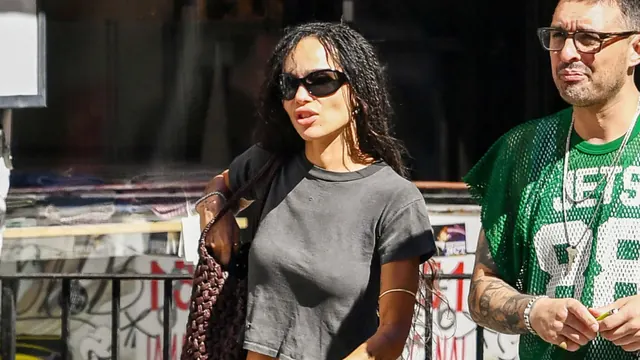 Zoë Kravitz Showed Us the Petite Way to Style Bootcut Trousers for Autumn