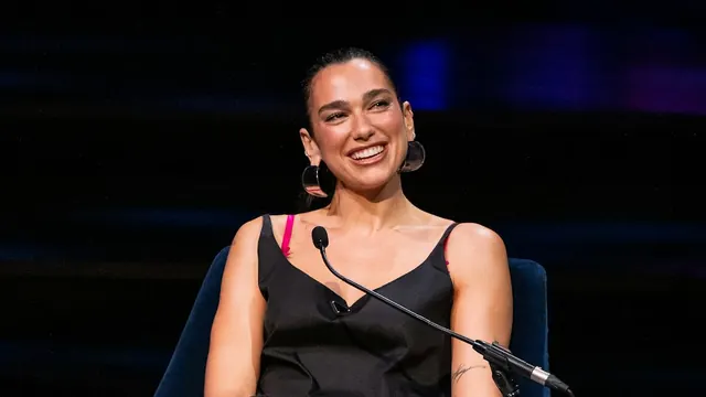 Cultural Queen Dua Lipa Also Knows What’s Hot In Footwear This Fall