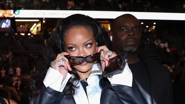 Rihanna’s Red Waterline Is the Unexpected Beauty Detail Picking up at Paris Fashion Week