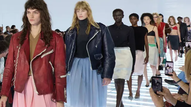 In Prada World, Pants Are Dead and Skirts Sit Atop the Throne