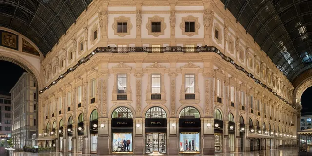 PRADA呈现“PRADA GALLERIA”