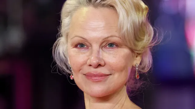 Pamela Anderson Hasn't Worn This Much Eyeliner In Years